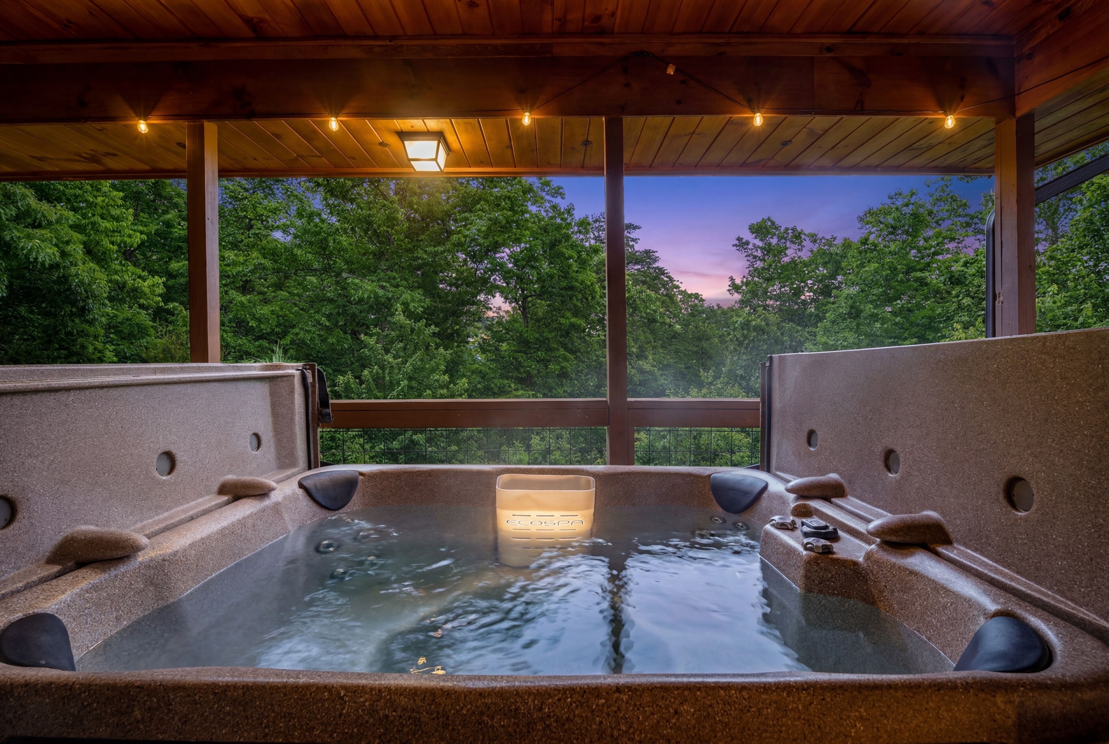 Outdoor spa tub