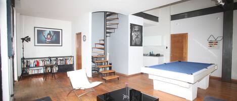 Spielezimmer