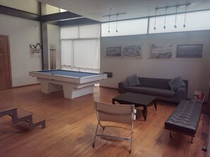 Games room - Double height loft with terrace in Roma Norte. (Ciudad de México)