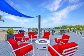 Terrace/patio - Paradise Point. Uninterrupted ocean views in a cozy 2-bedroom house (Marathon)