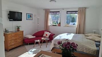 1 bedroom, WiFi, bed sheets
