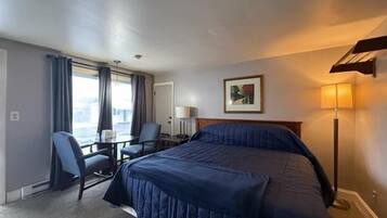 Standard Single Room | Free WiFi