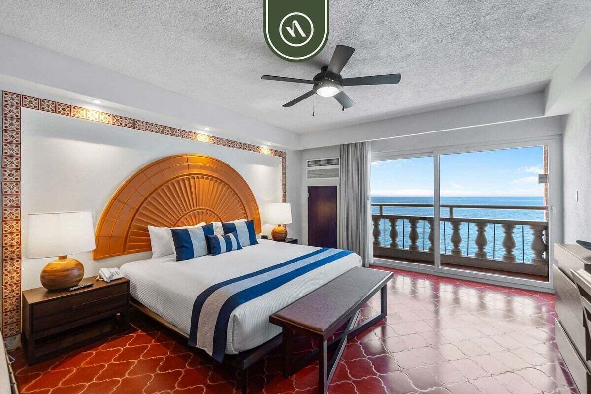 Studio, 1 King Bed with Sofa bed, Balcony, Ocean View (Costa Sur DlxEstudio Frente al Mar 1) | 1 bedroom, individually decorated, individually furnished