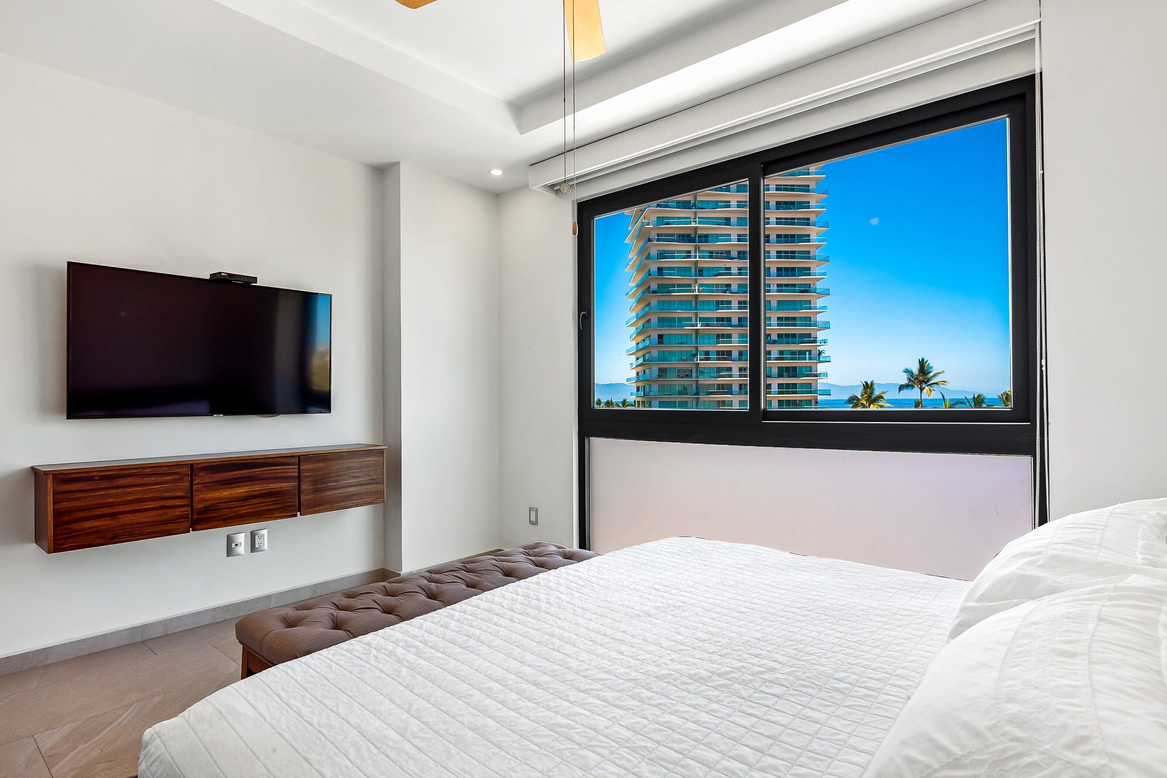 Condo, varias camas, acceso a la alberca, vista al océano (Portosanto 502) | 2 habitaciones, decoración personalizada y muebles diferentes 