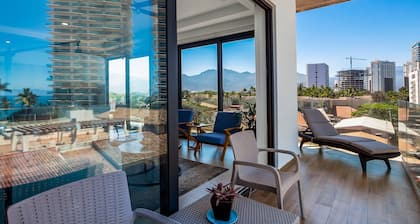 5th-floor Condo With Partial Ocean Views, Heated Pool, Sauna, Gym, Balcony, W/D