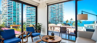 5th-floor Condo With Partial Ocean Views, Heated Pool, Sauna, Gym, Balcony, W/D