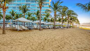 Playa en los alrededores