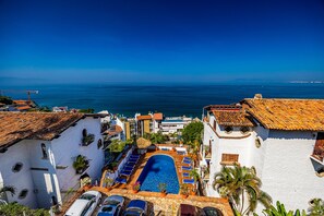 Exterior - Charming Condo Featuring Ocean Views, Pool & Private Terrace (Puerto Vallarta)