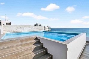 Pool - Relaxing Condo With Rooftop Pool, Oceanview Balcony & Walkable Beach Access (Bucerías)