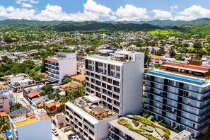 Exterior - Modern Waterfront Condo With Shared Pool, Balcony, and Washer/dryer (Bucerías)