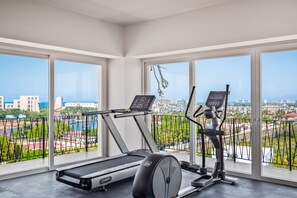 Apartment, Mehrere Betten, Balkon, Bergblick (Mountain Vista at Duva 405) | Fitnessbereich