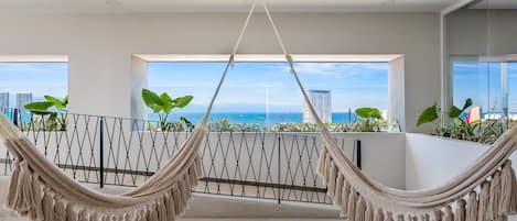 Apartment, Mehrere Betten, Balkon, Bergblick (Mountain Vista at Duva 405) | Innenbereich