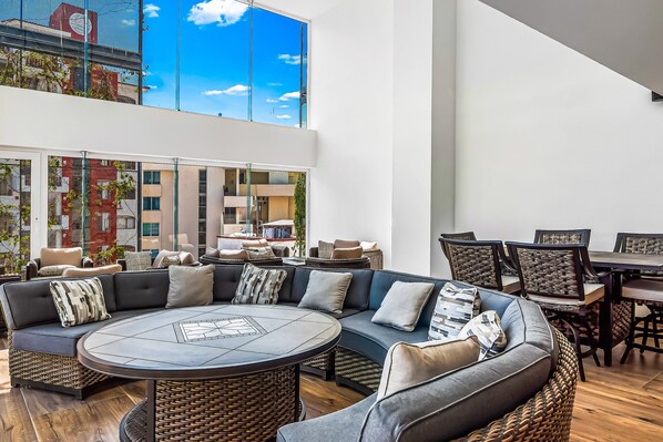 Condo, 1 King Bed with Sofa bed, Pool Access (Viva la vida) | 1 bedroom, individually decorated, individually furnished, bed sheets - Bright Coastal Condo With Pool Access, Private Balcony & Fast Wi-fi (Bucerías)