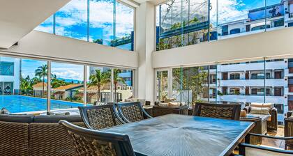 Bright Coastal Condo With Pool Access, Private Balcony & Fast Wi-fi