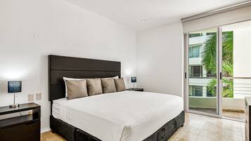 2 habitaciones, decoración personalizada y muebles diferentes