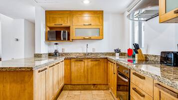 Condo, Multiple Beds, Pool Access, Pool View (Nitta Condo # 104) | Private kitchen