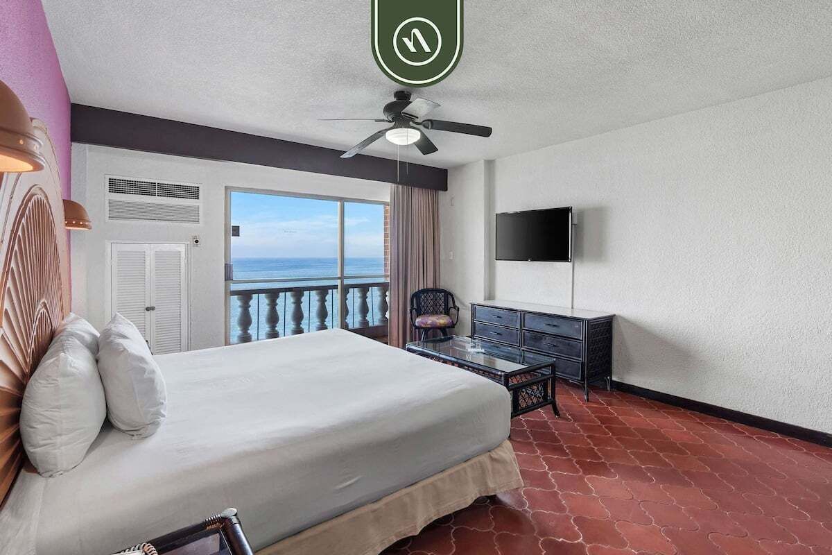 Studio, 1 King Bed with Sofa bed, Balcony, Ocean View (Costa Sur Estudio 5) | 1 bedroom, individually decorated, individually furnished