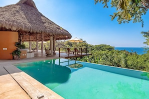 Outdoor pool - Tranquil Retreat With Pool, Views of the Ocean, Close to Beach (Sayulita)