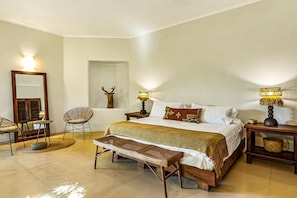 Vila, várias camas, acesso à piscina, vista para o oceano (Casa Media Luna) | 5 quartos, individualmente decorados, individualmente mobiliados