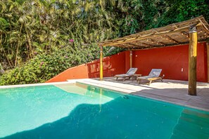 Outdoor pool - Tranquil Retreat With Pool, Views of the Ocean, Close to Beach (Sayulita)