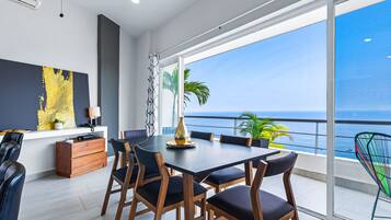 House, Multiple Beds, Balcony, Ocean View (Penthouse Gardenias) | 3 bedrooms, individually decorated, individually furnished, bed sheets