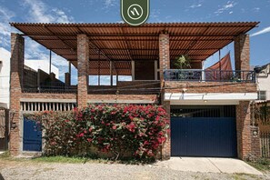 Exterior - Authentic Mexican Hacienda: 1BR w/ Outdoor Kitchen, A/C & Fast Wi-fi in Bucerias (Bucerías)
