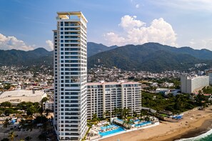 Ngoại thất
