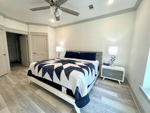 Room - Monthly Discount! Near the Golf Course - Diamondhead Country Club at 228Vacay (Diamondhead)