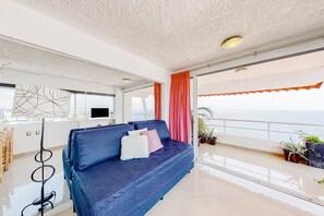 Appartement, meerdere bedden, toegang tot zwembad, uitzicht op oceaan (Torre Malibu, Loft # 805) | Woonruimte