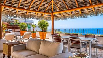 House, Multiple Beds, Pool Access, Ocean View (Grand Miramar APH1) | Outdoor dining