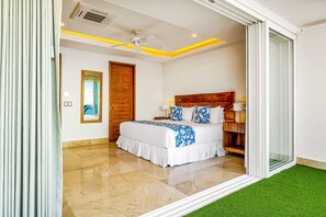 Condo, varias camas, acceso a la alberca, vista al océano (Blue Horizon 101 at Residences)