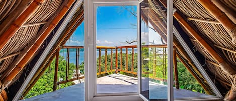 Villa, 2 Double Beds, Pool Access, Garden View (Villas Bambu) | Interior