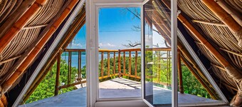 Unwind in Paradise: A Serene Getaway in Isla de Navidad
