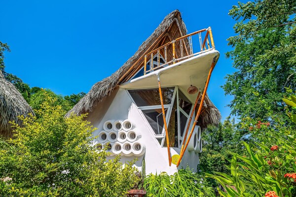 Unwind In Paradise: A Serene Getaway In Isla De Navidad - Georgetown, CO