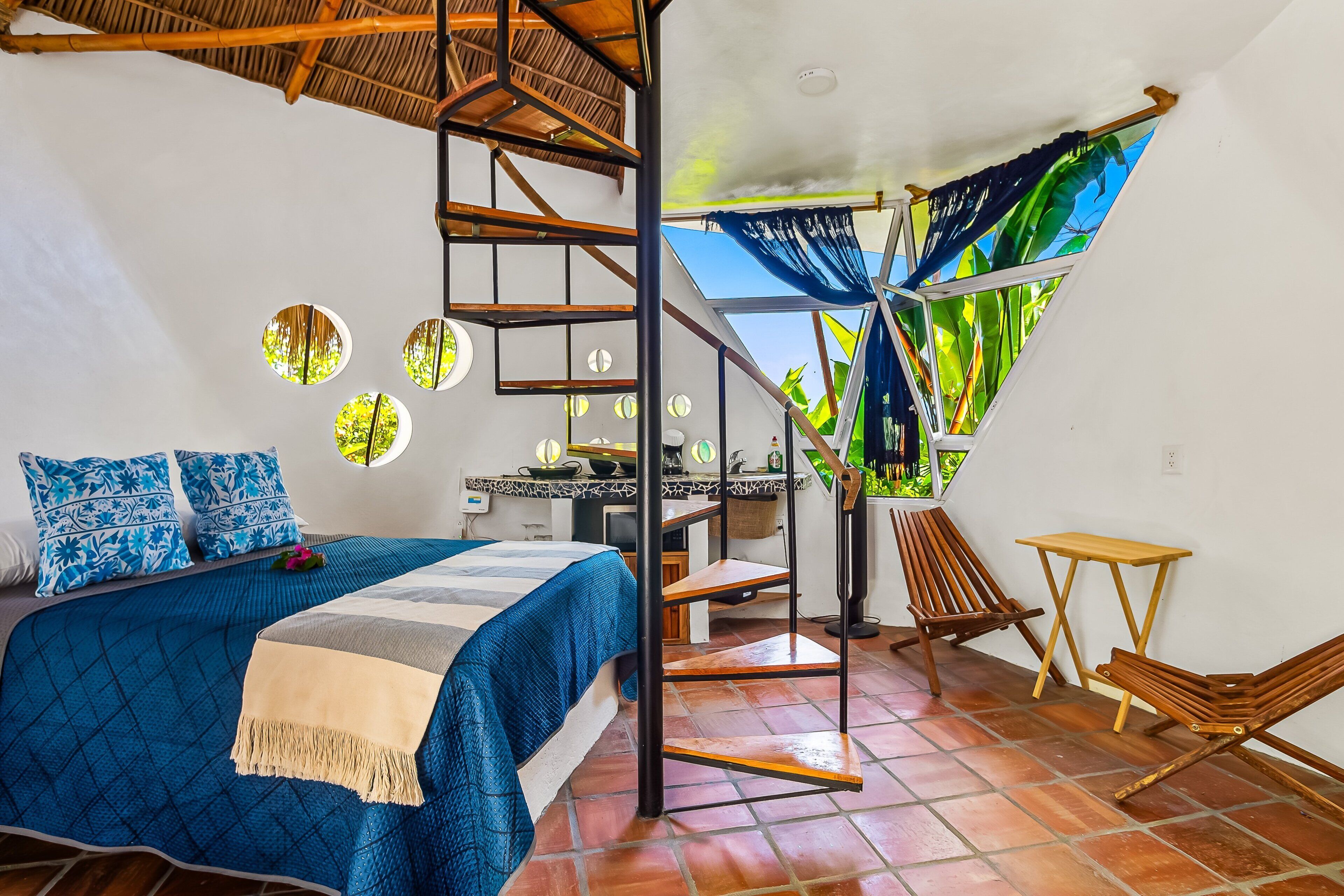 Villa, 2 Double Beds, Pool Access, Garden View (Villas Bambu) | 2 bedrooms, individually decorated, individually furnished, bed sheets