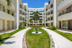 Exterior - Ocean-view Condo With Pools, Roof Deck, Lounge, Private Balcony, & AC (Nuevo Nayarit)