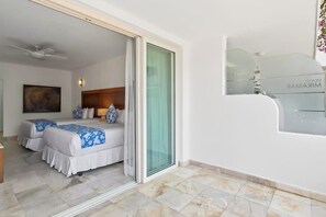 Appartement, 2 queensize bedden, toegang tot zwembad, uitzicht op oceaan (Grand Miramar B205) | 1 slaapkamer, individueel gedecoreerd, individueel gemeubileerd