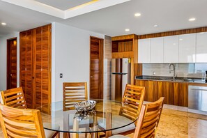 Apartment, Mehrere Betten, Balkon, Meerblick (Blue Horizon 804 at Residences)