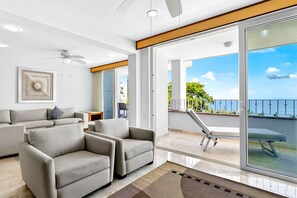 Living area - Luxury Hillside Suite With Infinity Pool, Ocean Views, hot tub & Terrace Seating (Puerto Vallarta)