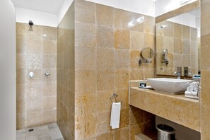 Bathroom - Luxury Hillside Suite With Infinity Pool, Ocean Views, hot tub & Terrace Seating (Puerto Vallarta)