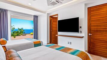 Condo, varias camas, hidromasaje, vista al océano (Blue Horizon 103 at Residences)