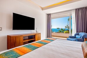 Condo, varias camas, hidromasaje, vista al océano (Blue Horizon 103 at Residences) | 2 habitaciones, decoración personalizada y muebles diferentes 