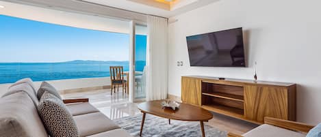 Apartment, Multiple Beds, Balcony, Ocean View (Blue Horizon 604 at Residences) | Living area