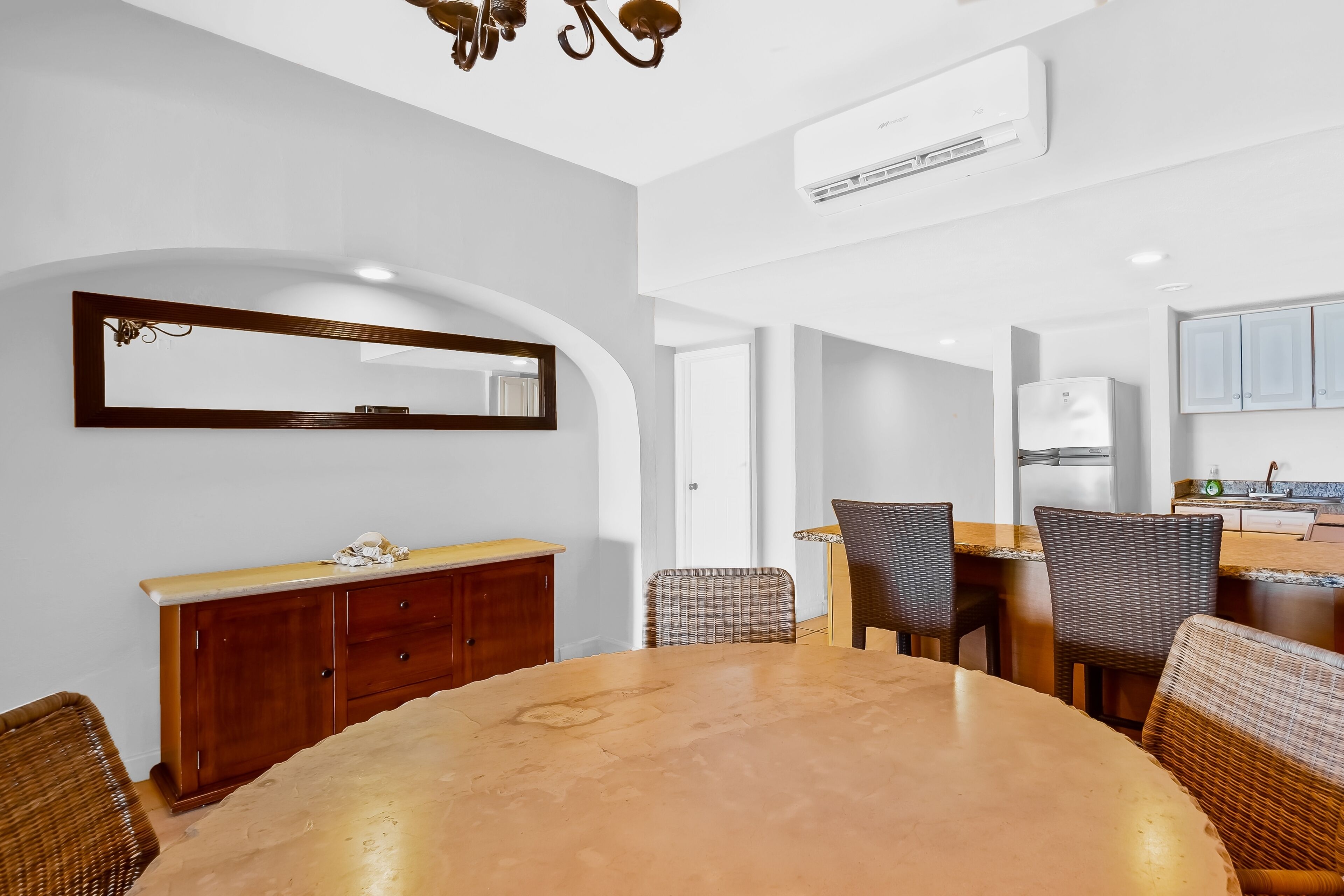 Appartement, meerdere bedden, toegang tot zwembad (El Anclote Beach Villa # 5103) | 2 slaapkamers, individueel gedecoreerd, individueel gemeubileerd