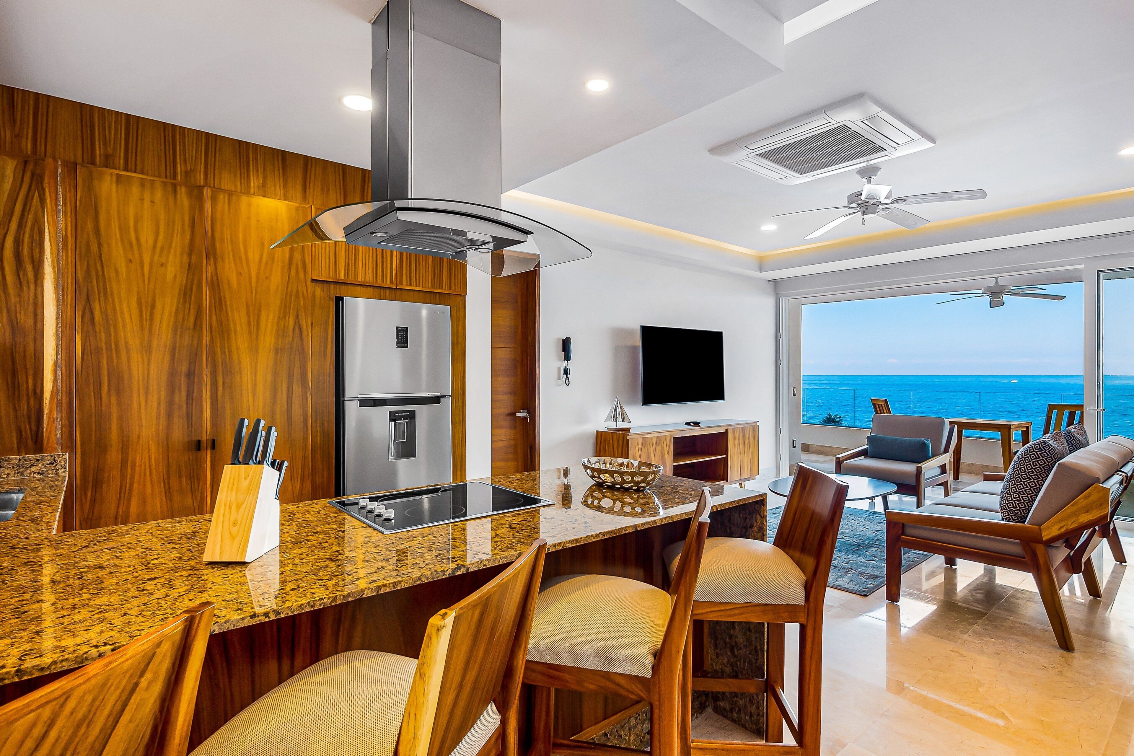 Apartamento, 1 cama King, sacada, vista para o oceano (Blue Horizon 202 at Residences) | Cozinha privada