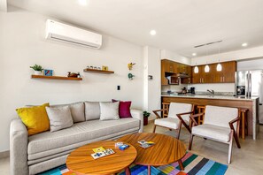 Living area - 2nd-floor Condo With Heated Outdoor Pool, Grills, Balcony, W/d, AC (Puerto Vallarta)