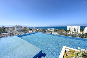 Pool - Ocean-view Condo With Infinity Pool, Rooftop Lounge, & Private Balcony (Bucerías)