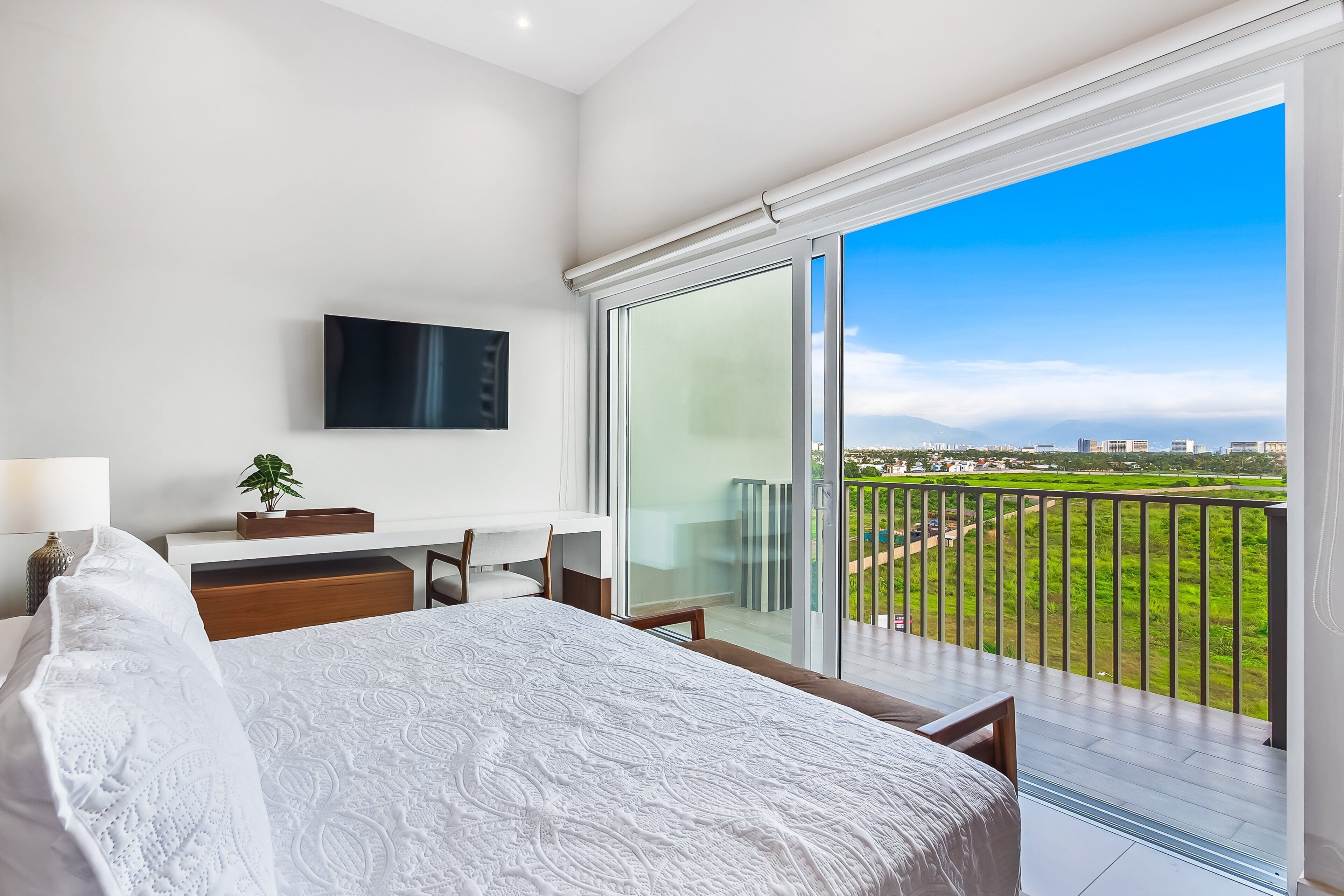 Condo, Multiple Beds, Balcony, Pool View (Punto Novo #604B)