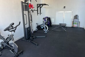 Fitness facility - Modern Condo With Breathtaking Views, Infinity Pool, and en Suite Bedrooms (Nuevo Nayarit)