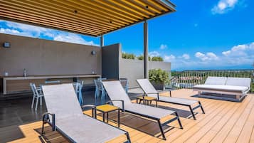 Açık havada yemek servisi